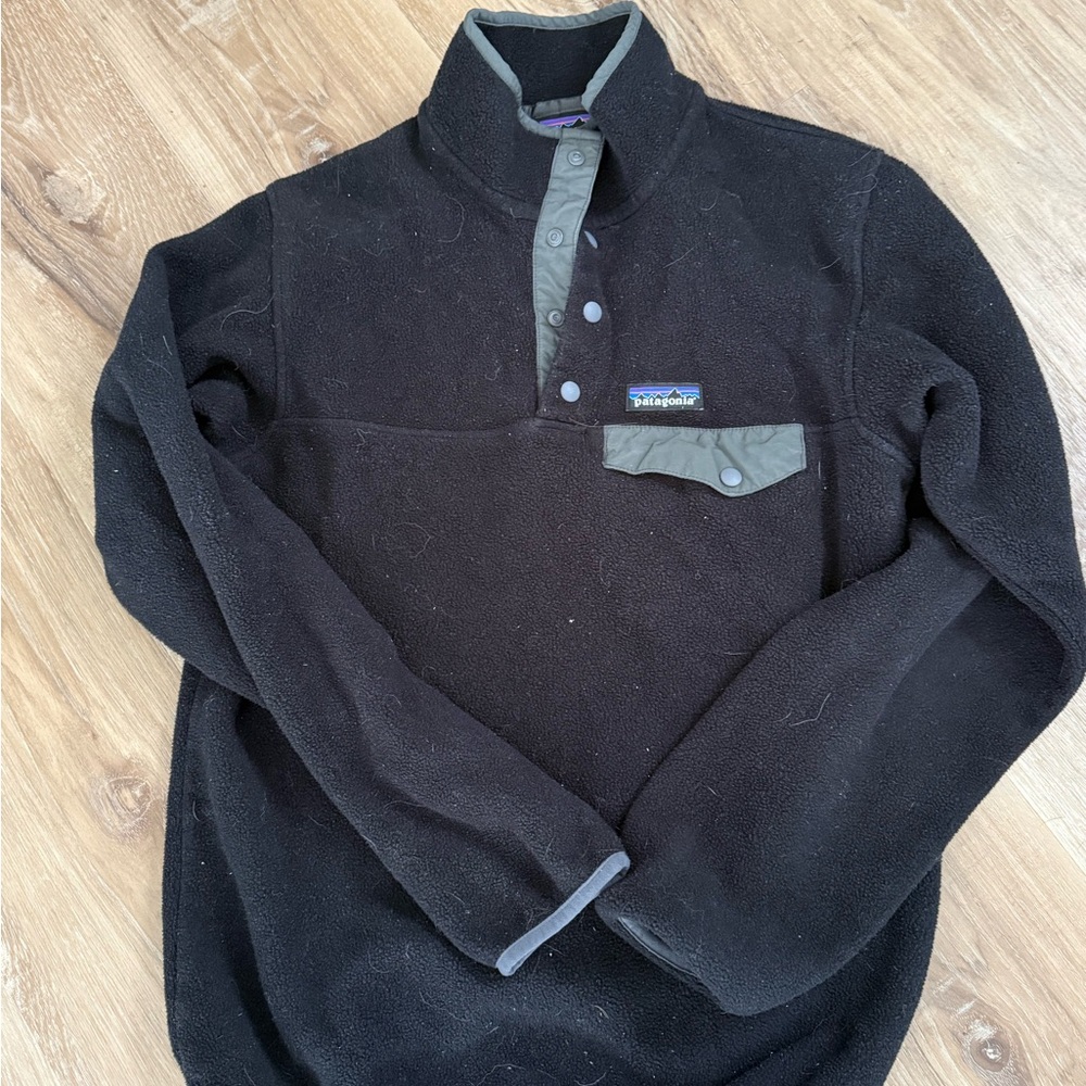 Women's Patagonia fleece pullover, small
